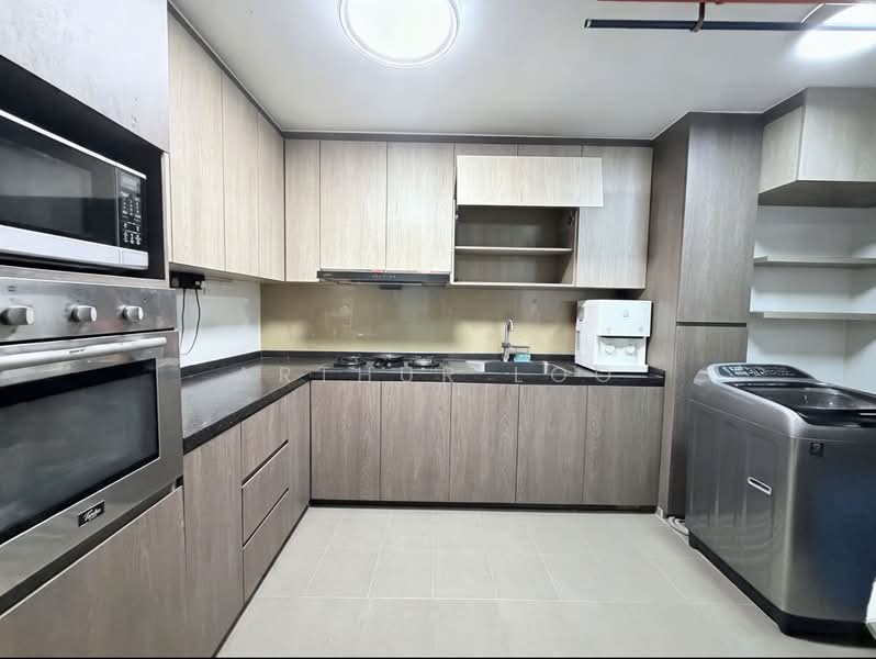 407 Jurong West Street 42, 407 Jurong West Street 42, 4 Bedrooms, 1,615 sqft, HDB Flat For Sale, by Arthur Loo, 500218919 - Kitchen - PropertyGuru.com.sg