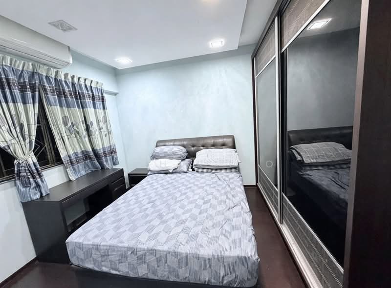 407 Jurong West Street 42, 407 Jurong West Street 42, 4 Bedrooms, 1,615 sqft, HDB Flat For Sale, by Arthur Loo, 500218919 - Bedroom - PropertyGuru.com.sg