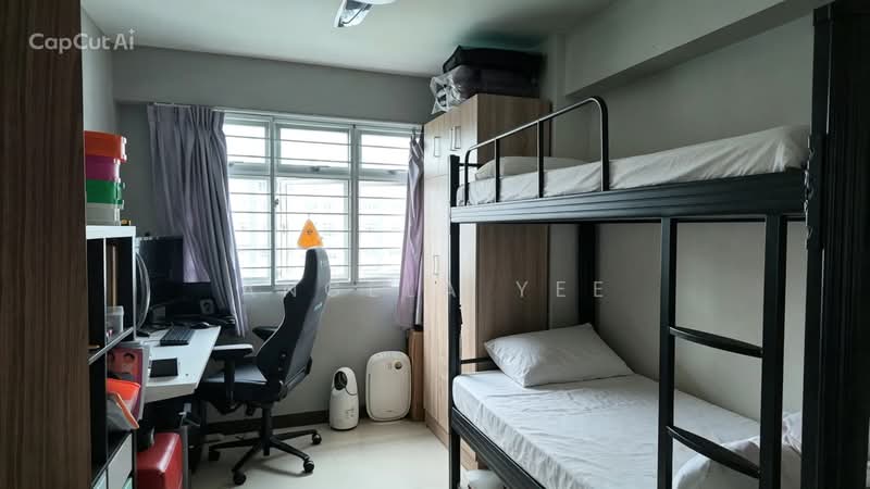 443B Fajar Road, 443B Fajar Road, 3 Bedrooms, 1,001 sqft, HDB Flat For Sale, by Angela Yee, 500218929 - Common Bedroom - PropertyGuru.com.sg