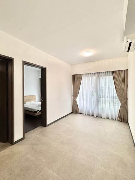 Midtown Modern, 16 Tan Quee Lan Street, 2 Bedrooms, 592 sqft, Condominium For Sale, by Chek Meng Tan, 500218935 - Living Room - PropertyGuru.com.sg