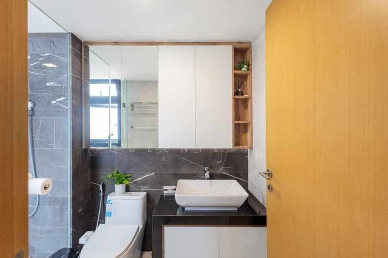 River Isles, Punggol Central, 3 Bedrooms, 947 sqft, Condominium For Sale, by Queenie Ke, 500218943 - Bathroom - PropertyGuru.com.sg