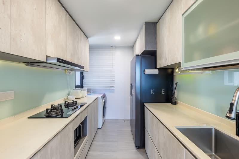 River Isles, Punggol Central, 3 Bedrooms, 947 sqft, Condominium For Sale, by Queenie Ke, 500218943 - Kitchen - PropertyGuru.com.sg