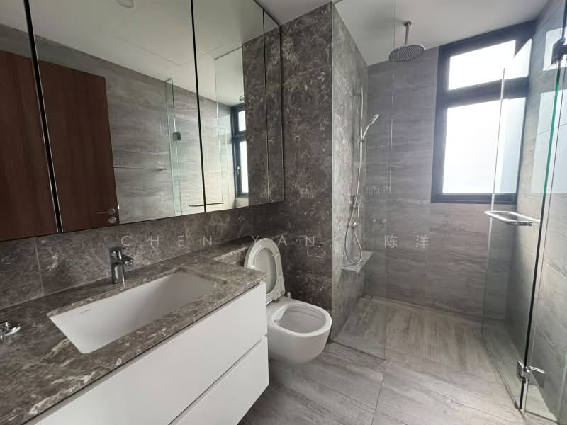 Fourth Avenue Residences, 2 Fourth Avenue, 2 Bedrooms, 646 sqft, Condominium For Sale, by Chen Yang 陈洋, 500218944 - Bathroom - PropertyGuru.com.sg