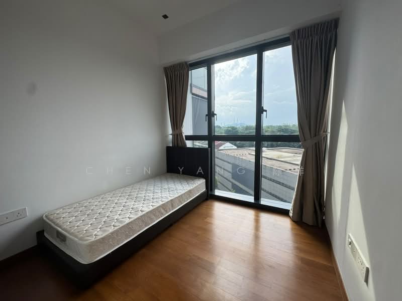 Fourth Avenue Residences, 2 Fourth Avenue, 2 Bedrooms, 646 sqft, Condominium For Sale, by Chen Yang 陈洋, 500218944 - Bedroom - PropertyGuru.com.sg