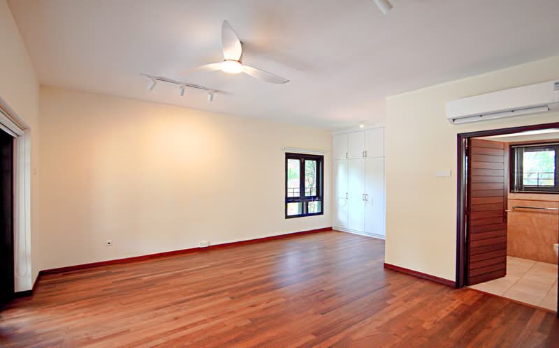 Underpriced! Newly Refurbished! Huge Tropical Cluster-Bungalow!, Pasir Panjang Road, 5 Bedrooms, 6,000 sqft, Detached House For Rent, by Eddie Koh, 500218949 - Bedroom 3 - PropertyGuru.com.sg