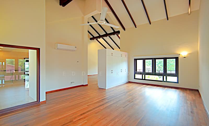 Underpriced! Newly Refurbished! Huge Tropical Cluster-Bungalow!, Pasir Panjang Road, 5 Bedrooms, 6,000 sqft, Detached House For Rent, by Eddie Koh, 500218949 - Master Bedroom - PropertyGuru.com.sg