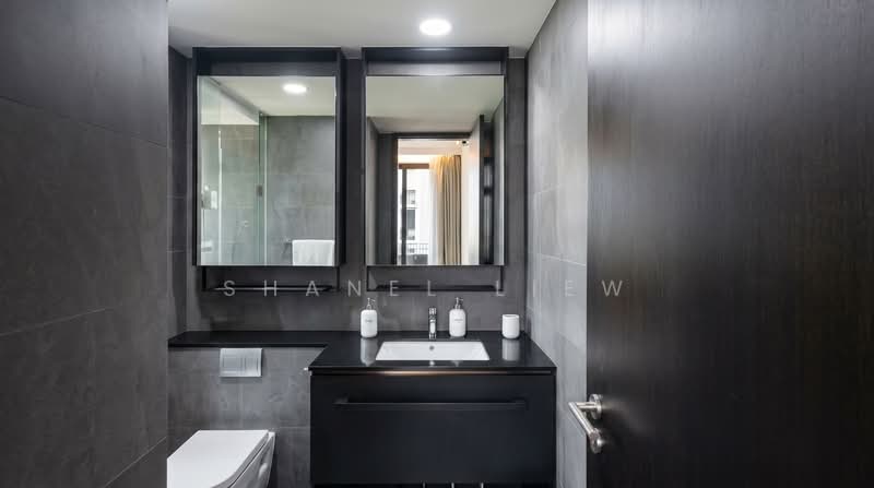 Park Colonial, 10 Woodleigh Lane, 3 Bedrooms, 980 sqft, Condominium For Rent, by Shanel Liew, 500218957 - Bathroom - PropertyGuru.com.sg