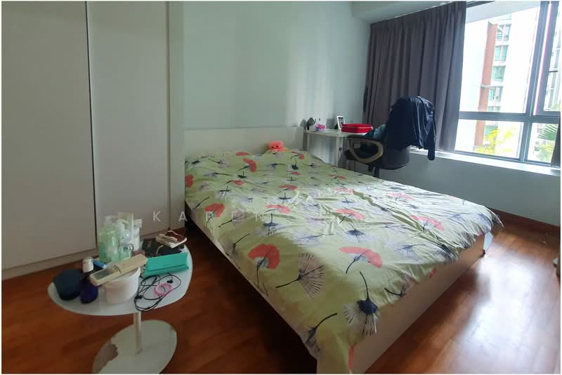 Double Bay Residences, 19B Simei Street 4, 3 Bedrooms, 1,001 sqft, Condominium For Rent, by Karen Heng, 500218958 - Bedroom - PropertyGuru.com.sg
