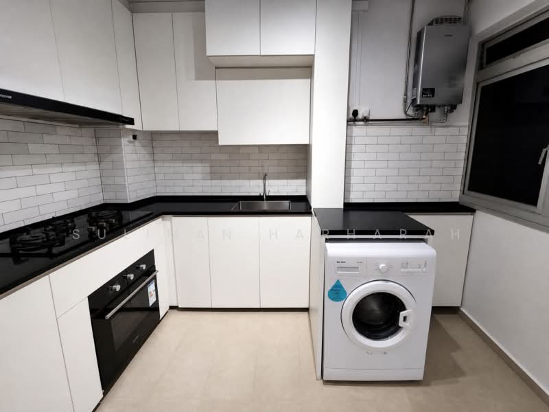 450 Pasir Ris Drive 6, 450 Pasir Ris Drive 6, 3 Bedrooms, 1,120 sqft, HDB Flat For Rent, by Suliman Harharah, 500218960 - Kitchen - PropertyGuru.com.sg