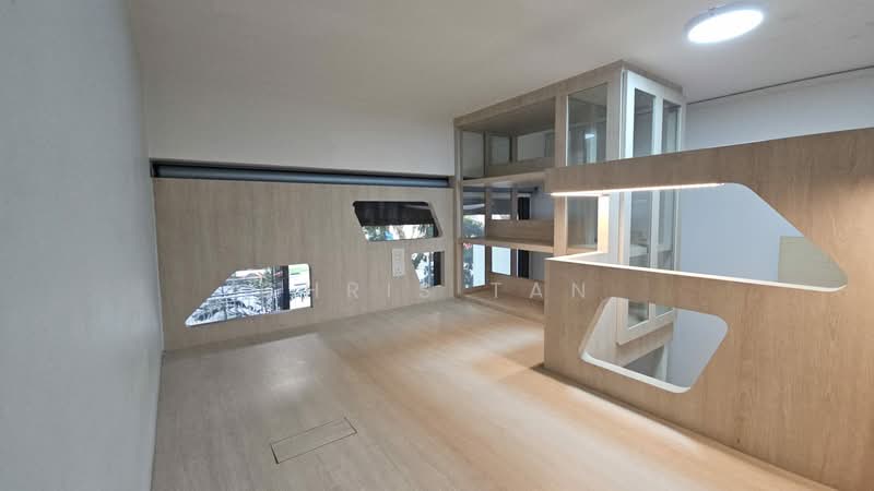 The Luxurie, 11 Compassvale Road, 2 Bedrooms, 1,109 sqft, Condominium For Rent, by Chris Tan, 500218962 - Interior - PropertyGuru.com.sg