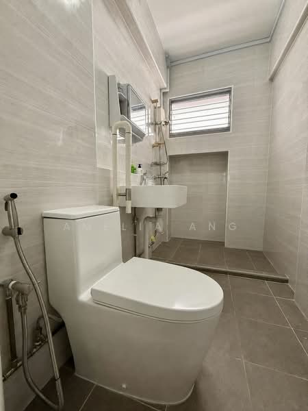 557 Choa Chu Kang North 6, 557 Choa Chu Kang North 6, 4 Bedrooms, 1,582 sqft, HDB Flat For Sale, by Amelia Ang, 500218969 - Bathroom - PropertyGuru.com.sg