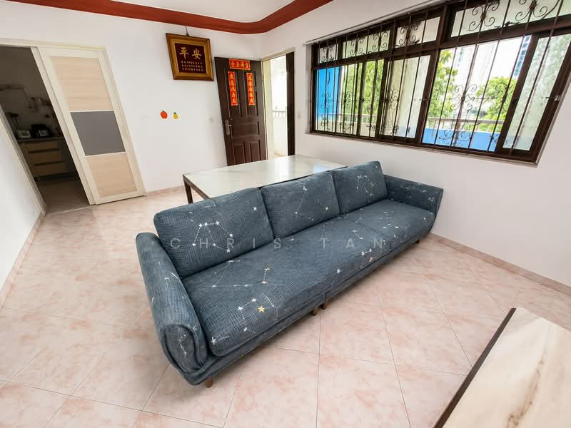 304A Anchorvale Link, 304A Anchorvale Link, 3 Bedrooms, 969 sqft, HDB Flat For Sale, by Chris Tan, 500218974 - Living Room - PropertyGuru.com.sg