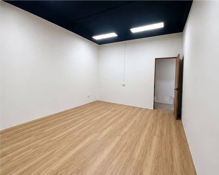 UB Point, 61 Ubi Avenue 1, 300 sqft, Light Industrial (B1) For Rent, by Javier Ng 黄允健, 500218983 - Interior - CommercialGuru.com.sg