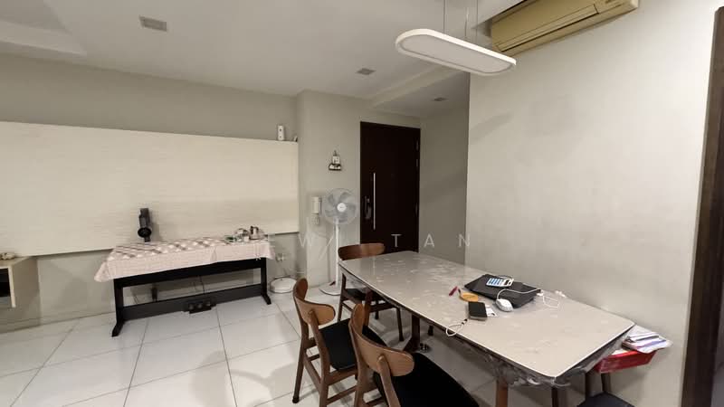Riverparc Residence, 92 Punggol Drive, Room Rental, 150 sqft, Executive Condominium For Rent, by Dewi Tan, 500218984 - Dining Room - PropertyGuru.com.sg