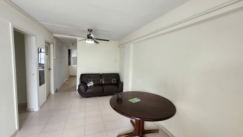 73 Lorong 4 Toa Payoh, 73 Lorong 4 Toa Payoh, 2 Bedrooms, 667 sqft, HDB Flat For Sale, by Chung Evan, 500218998 - Living Room - PropertyGuru.com.sg