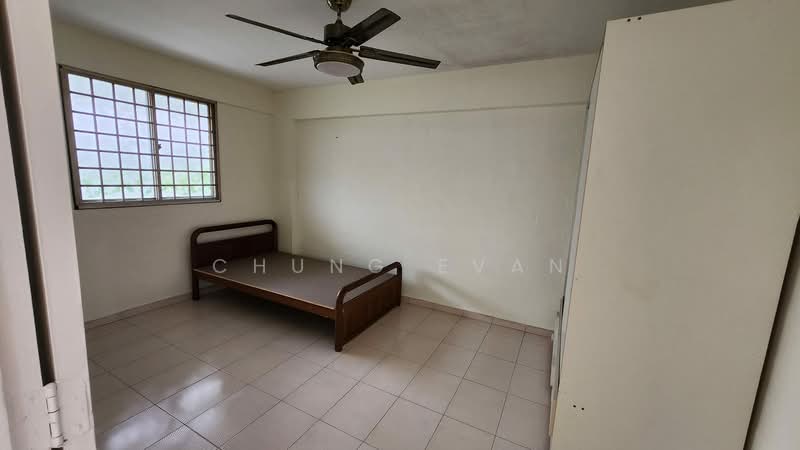 73 Lorong 4 Toa Payoh, 73 Lorong 4 Toa Payoh, 2 Bedrooms, 667 sqft, HDB Flat For Sale, by Chung Evan, 500218998 - Bedroom - PropertyGuru.com.sg