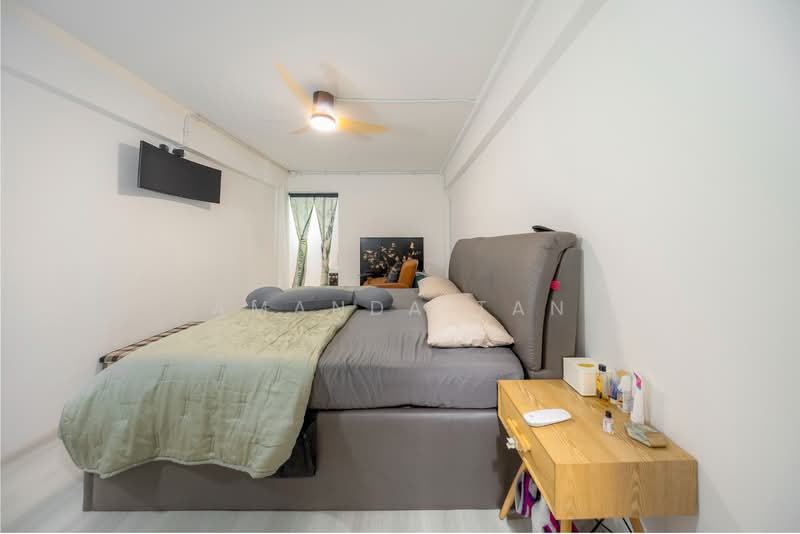 93 Jalan Dua, 93 Jalan Dua, 1 Bedroom, 753 sqft, HDB Flat For Rent, by Amanda Tan, 500219000 - Bedroom - PropertyGuru.com.sg