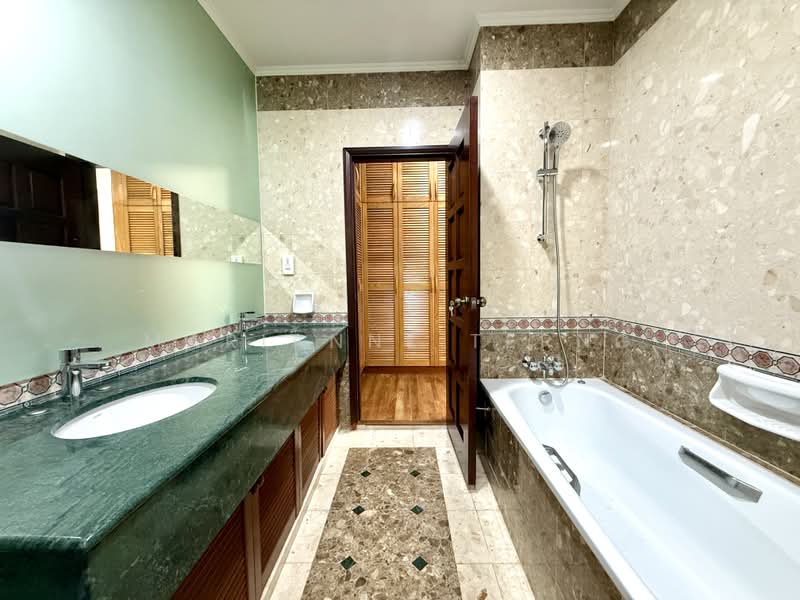 Mera Gardens, Almond Avenue | Almond Street | Almond Crescent, 5 Bedrooms, 4,700 sqft, Detached House For Sale, by Marianne Terng, 500219001 - Bathroom - PropertyGuru.com.sg