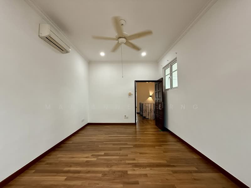 Mera Gardens, Almond Avenue | Almond Street | Almond Crescent, 5 Bedrooms, 4,700 sqft, Detached House For Sale, by Marianne Terng, 500219001 - Ensuite Bedroom - PropertyGuru.com.sg