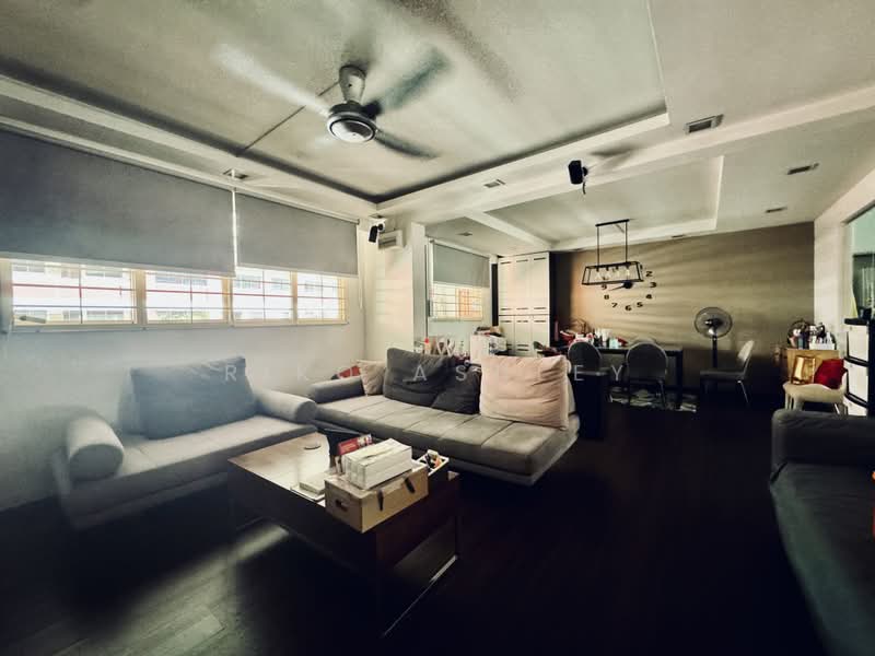 13 Toh Yi Drive, 13 Toh Yi Drive, Room Rental, 120 sqft, HDB Flat For Rent, by Riko Ashley, 500219002 - Living Room - PropertyGuru.com.sg