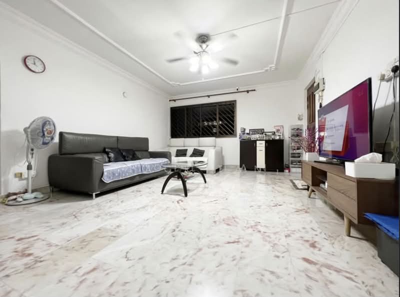 332 Clementi Avenue 2, 332 Clementi Avenue 2, 3 Bedrooms, 990 sqft, HDB Flat For Sale, by Jack Tan, 500219004 - Living Room - PropertyGuru.com.sg