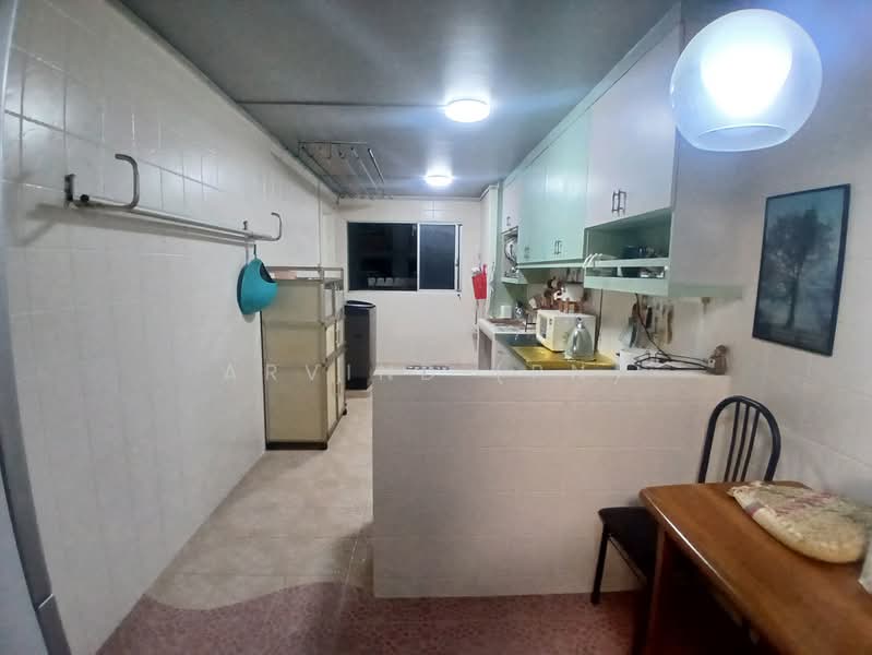 218 Yishun Street 21, 218 Yishun Street 21, 2 Bedrooms, 990 sqft, HDB Flat For Rent, by Arvind (PN), 500219006 - Kitchen - PropertyGuru.com.sg