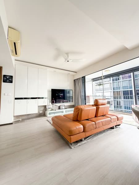 Waterbay, 45B Edgefield Plains, 4 Bedrooms, 1,259 sqft, Executive Condominium For Sale, by Mustaqim Roslie, 500219020 - Living Room - PropertyGuru.com.sg
