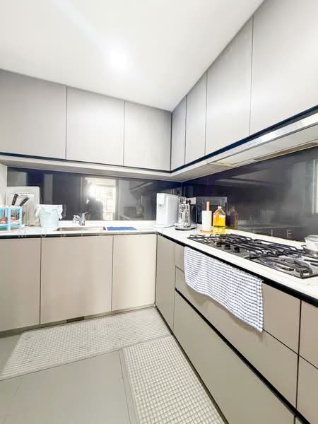 Waterbay, 45B Edgefield Plains, 4 Bedrooms, 1,259 sqft, Executive Condominium For Sale, by Mustaqim Roslie, 500219020 - Kitchen - PropertyGuru.com.sg
