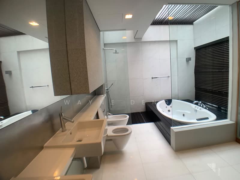 Tan Kim Cheng Road Bungalow near NYPS and RGPS, Tan Kim Cheng Road, 5 Bedrooms, 7,400 sqft, Detached House For Rent, by Wayne Deng, 500219024 - Bathroom - PropertyGuru.com.sg