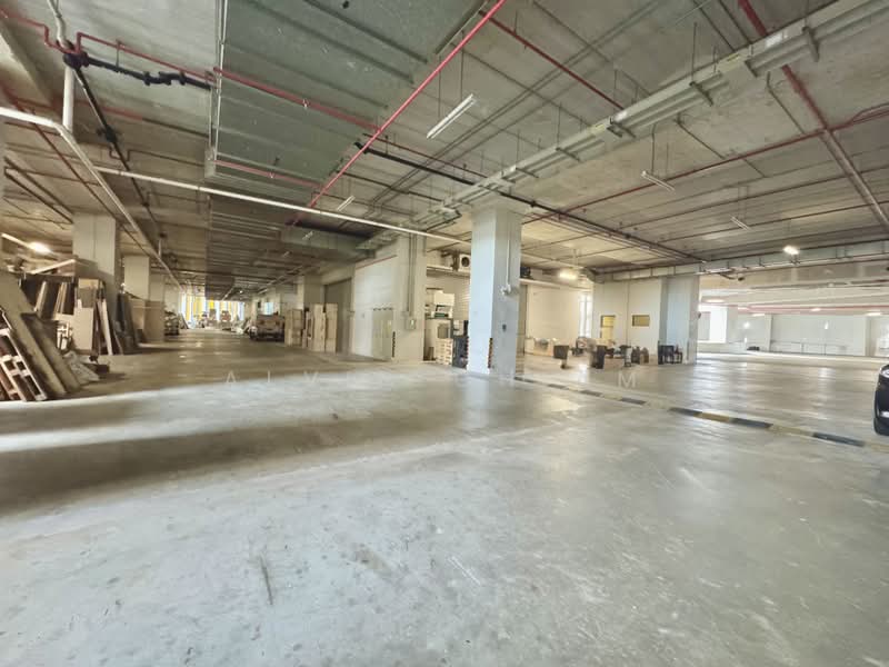 Polaris @ Woodlands, 101 Woodlands Avenue 12, Admiralty / Woodlands, 1,798 sqft, Factory / Workshop (B2) For Rent, by Alvin Chiam, 500219028 - Car Park - CommercialGuru.com.sg