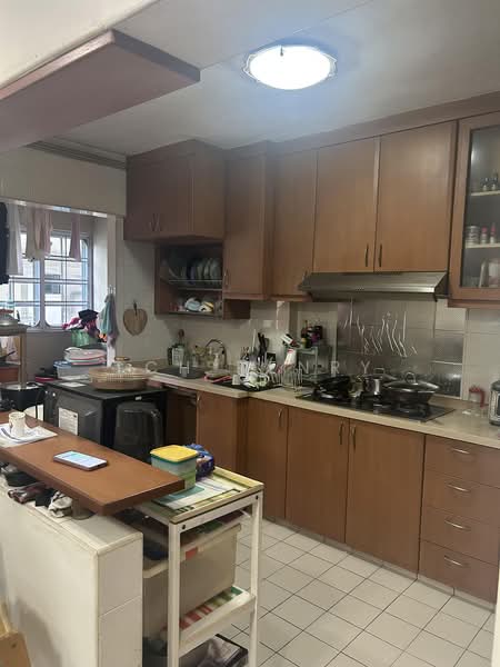 683C Jurong West Street 64, 683C Jurong West Street 64, 3 Bedrooms, 1,195 sqft, HDB Flat For Sale, by LCH Henry, 500219029 - Kitchen - PropertyGuru.com.sg