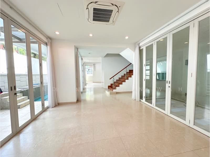 Namly Crescent, Namly Crescent, 5 Bedrooms, 4,000 sqft, Semi-Detached House For Rent, by Wendy Neo Wan Wah, 500219031 - PropertyGuru.com.sg