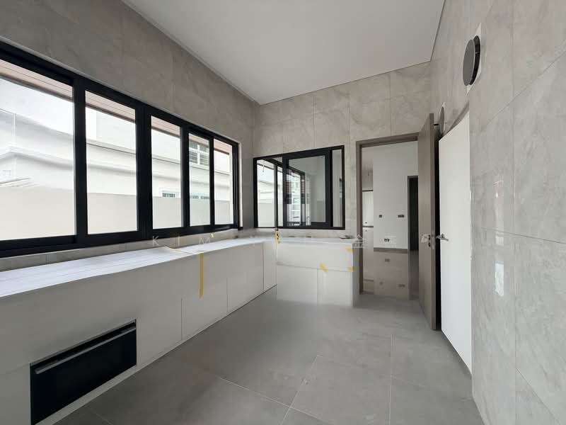 Brand New and Freehold Semi-D, 4 levels with Lift, modern design, Telok Kurau - call Kim Yan @ 8130 3636 to view now!, 6 Bedrooms, 6,300 sqft, Semi-Detached House For Sale, by Kim Yan 金燕, 500219033 - Interior - PropertyGuru.com.sg