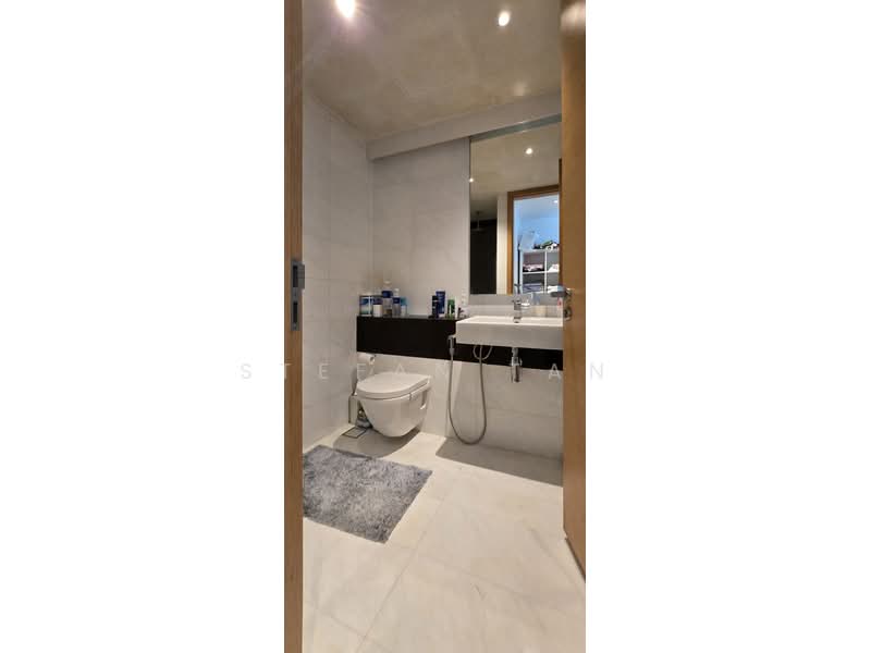 RV Residences, 467 River Valley Road, 1 Bedroom, 452 sqft, Condominium For Rent, by Stefan Tan, 500219037 - Bathroom - PropertyGuru.com.sg