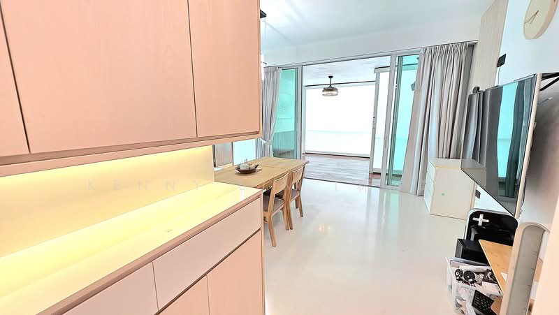 Moda, 42 East Coast Road, 2 Bedrooms, 969 sqft, Apartment For Sale, by Kenny Lim (林格徵), 500219050 - Living Room - PropertyGuru.com.sg