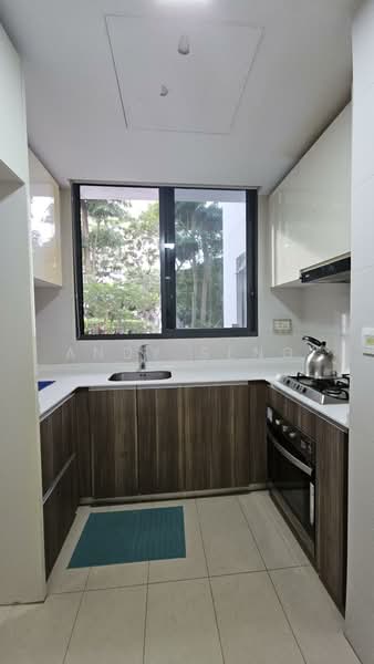 The Luxurie, 11 Compassvale Road, 2 Bedrooms, 1,109 sqft, Condominium For Rent, by Andy Seng, 500219053 - Kitchen - PropertyGuru.com.sg