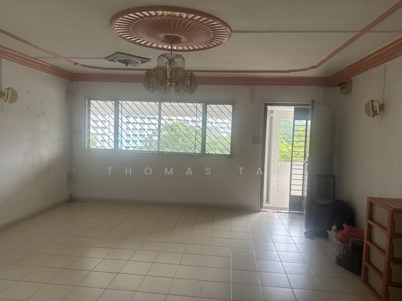 214 Petir Road, 214 Petir Road, 3 Bedrooms, 1,108 sqft, HDB Flat For Sale, by Thomas Tan, 500219055 - Living Room - PropertyGuru.com.sg