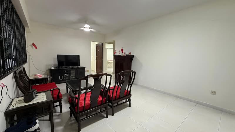 691A Choa Chu Kang Crescent, 691A Choa Chu Kang Crescent, 3 Bedrooms, 980 sqft, HDB Flat For Sale, by Hui Sann Kwok, 500219056 - Living Room - PropertyGuru.com.sg