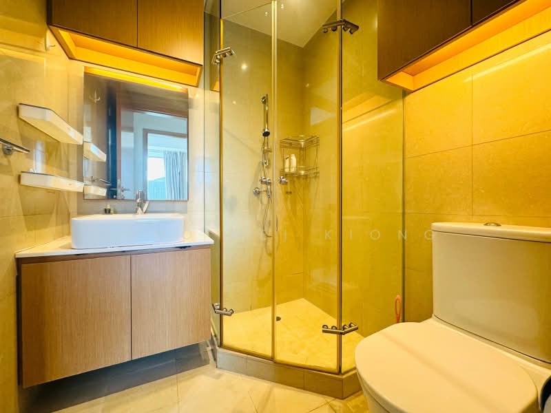 Vida, 5 Peck Hay Road, 2 Bedrooms, 861 sqft, Condominium For Sale, by Choo Wei Kiong, 500219062 - Bathroom - PropertyGuru.com.sg