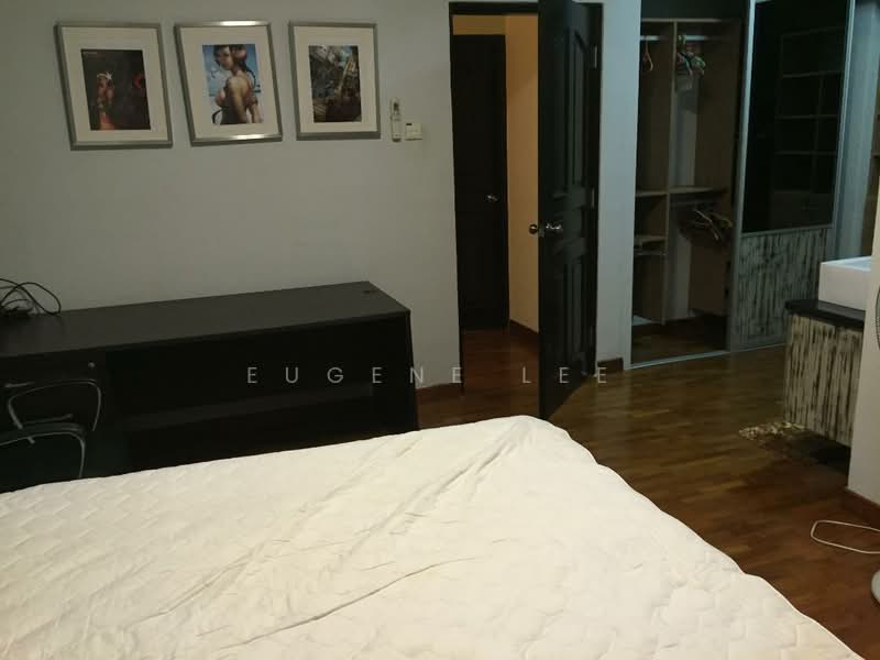 Llyn Gardens, Paya Lebar Walk, 4 Bedrooms, 2,500 sqft, Terraced House For Rent, by Eugene Lee, 500219063 - Bedroom - PropertyGuru.com.sg