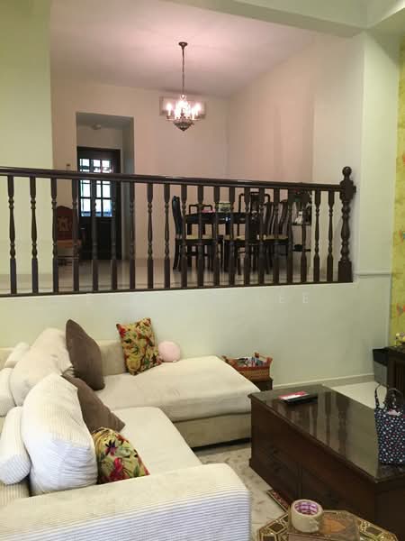 Llyn Gardens, Paya Lebar Walk, 4 Bedrooms, 2,500 sqft, Terraced House For Rent, by Eugene Lee, 500219063 - Living Room - PropertyGuru.com.sg
