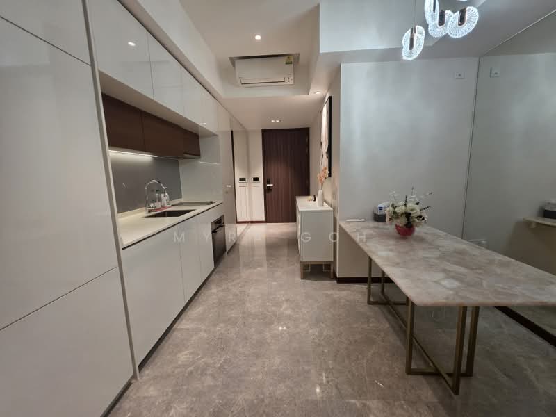 Fourth Avenue Residences, 2 Fourth Avenue, Tanglin / Holland / Bukit Timah, 2 Bedrooms, 710 sqft, Condominium For Sale, by Myra Goh, 500219064 - Kitchen - PropertyGuru.com.sg