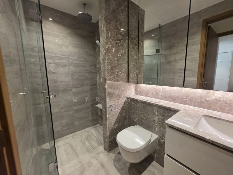 Fourth Avenue Residences, 2 Fourth Avenue, Tanglin / Holland / Bukit Timah, 2 Bedrooms, 710 sqft, Condominium For Sale, by Myra Goh, 500219064 - Bathroom - PropertyGuru.com.sg