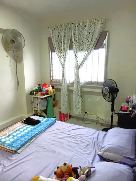 669 Woodlands Ring Road, 669 Woodlands Ring Road, Room Rental, 120 sqft, HDB Flat For Rent, by Steven Choo, 500219074 - Bedroom - PropertyGuru.com.sg