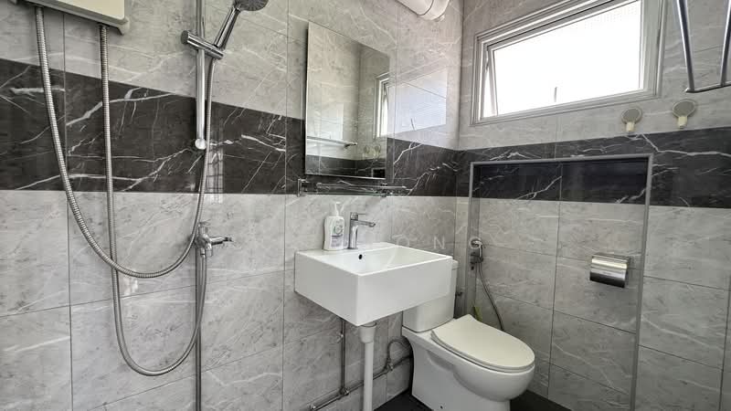 816 Jurong West Street 81, 816 Jurong West Street 81, 4 Bedrooms, 1,367 sqft, HDB Flat For Sale, by KC Chong, 500219078 - PropertyGuru.com.sg