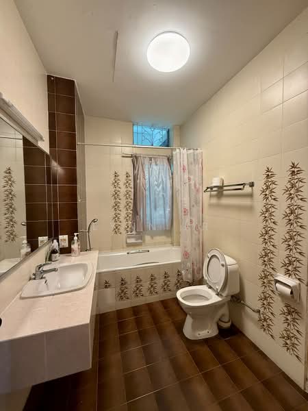 White House Park, White House Park, 4 Bedrooms, 6,500 sqft, Good Class Bungalow For Sale, by Lynn Er, 500219086 - Bathroom - PropertyGuru.com.sg