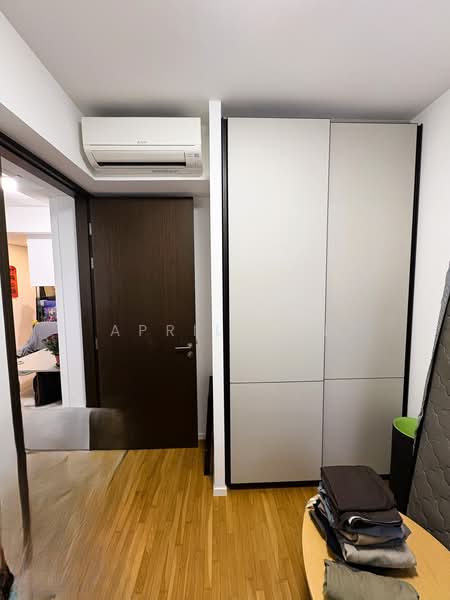 Avenue South Residence, 13 Silat Avenue, 2 Bedrooms, 657 sqft, Condominium For Rent, by April Tan, 500219092 - Bedroom 2 - PropertyGuru.com.sg