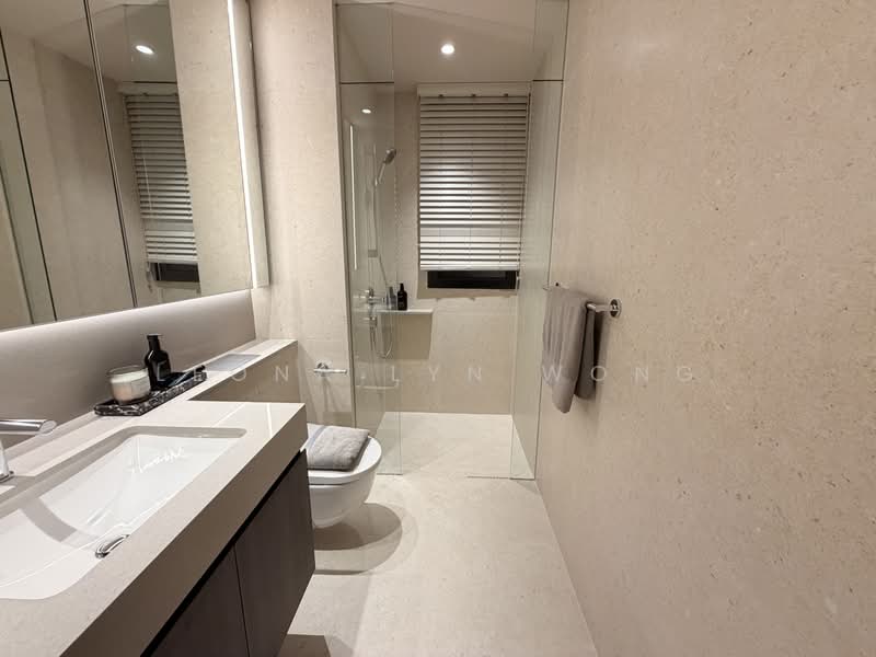 Hudson Place Residences, , 3 Bedrooms, 1,055 sqft, Condominium For Sale, by Leona Lyn Wong, 500219109 - Bathroom - PropertyGuru.com.sg