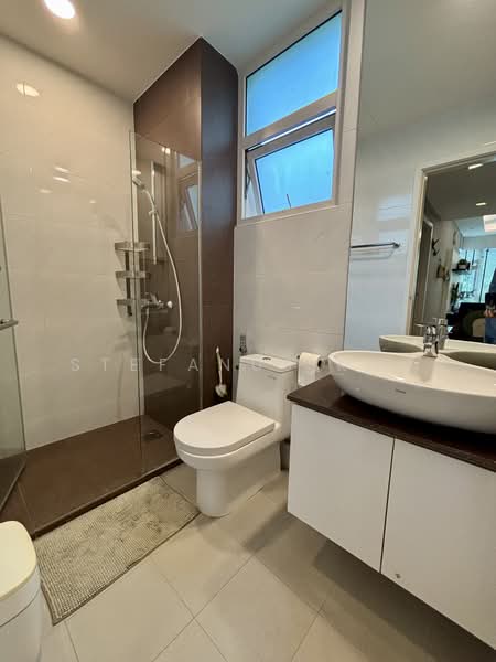 Summerhill, 50 Hume Avenue, 3 Bedrooms, 1,302 sqft, Condominium For Rent, by Stefanus Koh, 500219128 - Bathroom - PropertyGuru.com.sg
