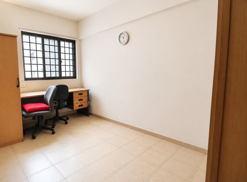 441 Jurong West Avenue 1, 441 Jurong West Avenue 1, 3 Bedrooms, 1,130 sqft, HDB Flat For Sale, by Dion Tan 陈晓慧, 500219133 - Study - PropertyGuru.com.sg